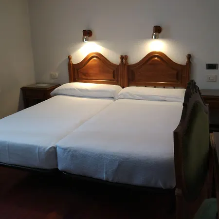 Perales Hotel Puebla de Sanabria