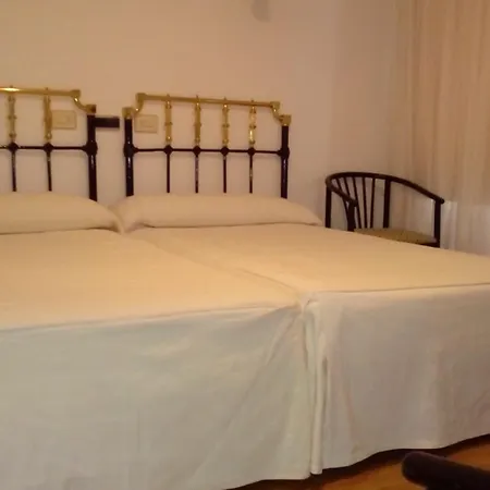 Ξενοδοχείο Perales Puebla de Sanabria