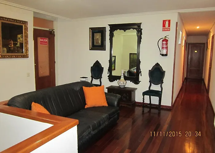 Perales 2* 푸에블라 데 사나브리아