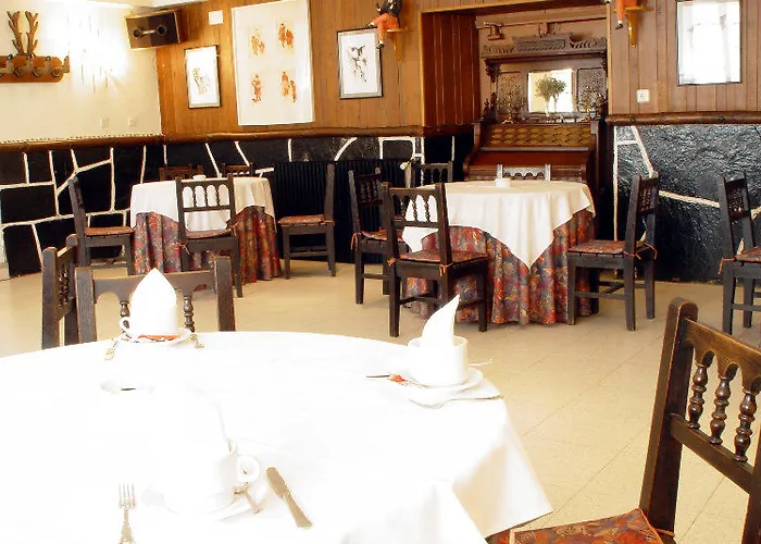 Perales 2* 푸에블라 데 사나브리아